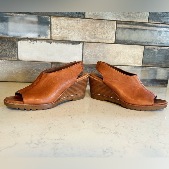 Sorel Nadia Camel Brown Leather Slingbacks Wedge Heeled Sandals - Picture 5 of 16